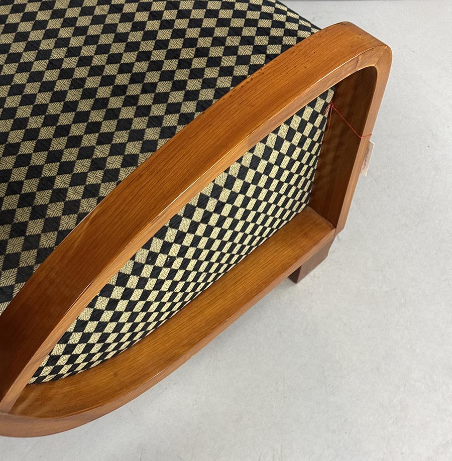 Párová křesla se stolkem-detail5