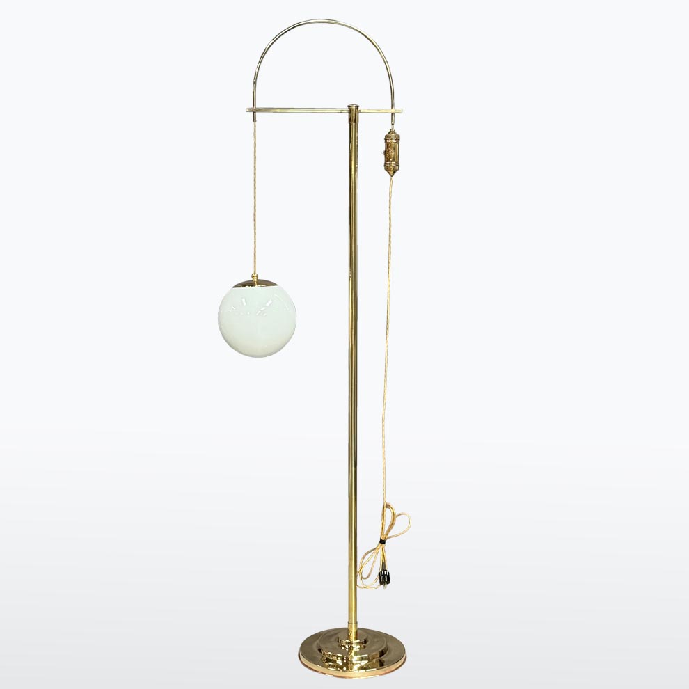 Mosazná stojací lampa-detail