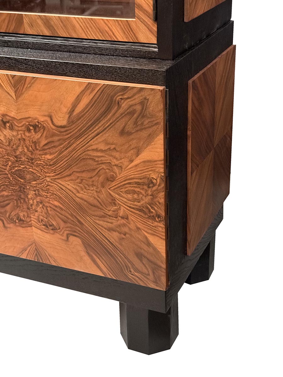 Pracovna - knihovna-detail3- T 7516