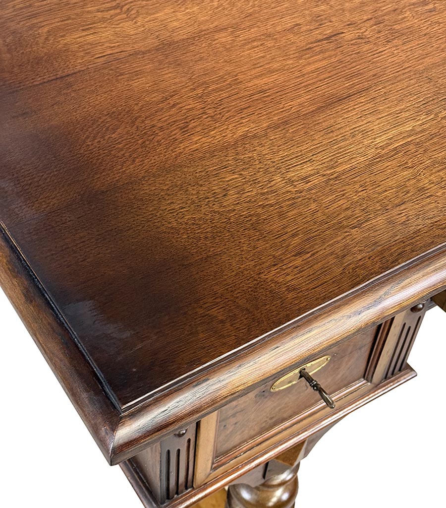 Psaci stul historismus -detail2-T 6540