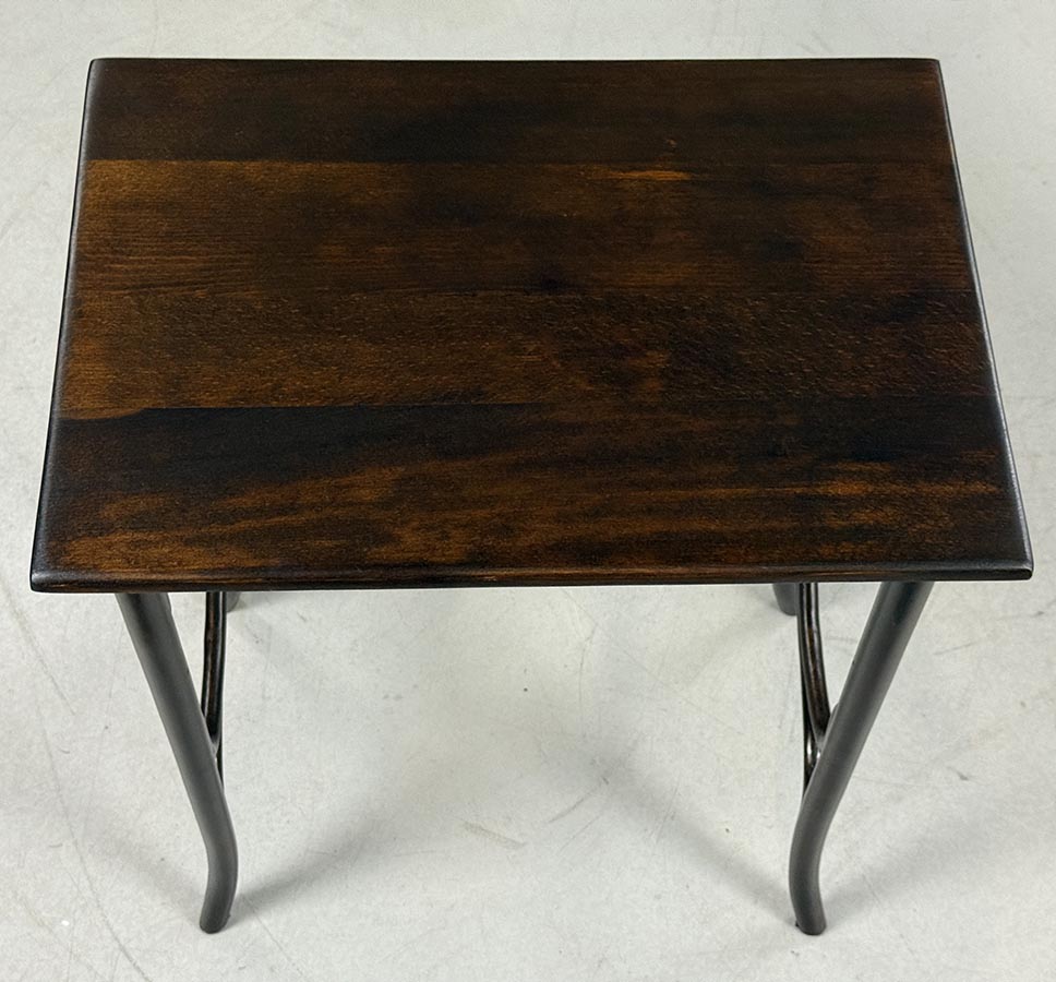 Stolek Thonet-detail2- T 7205