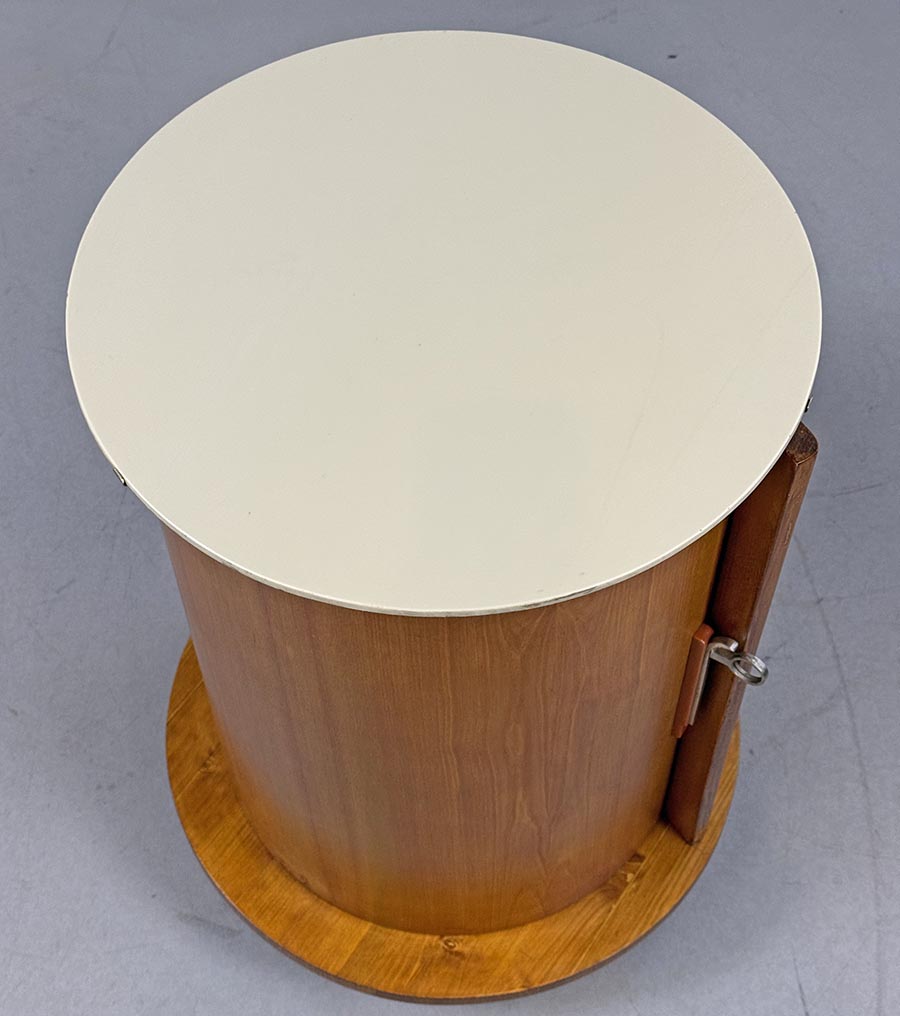 Barovy stolek-detail- T 8345