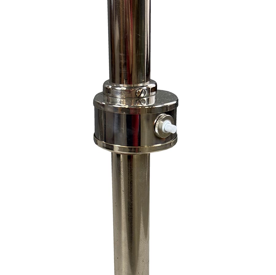 Stojací chromovaná lampa -detail2-T 8746