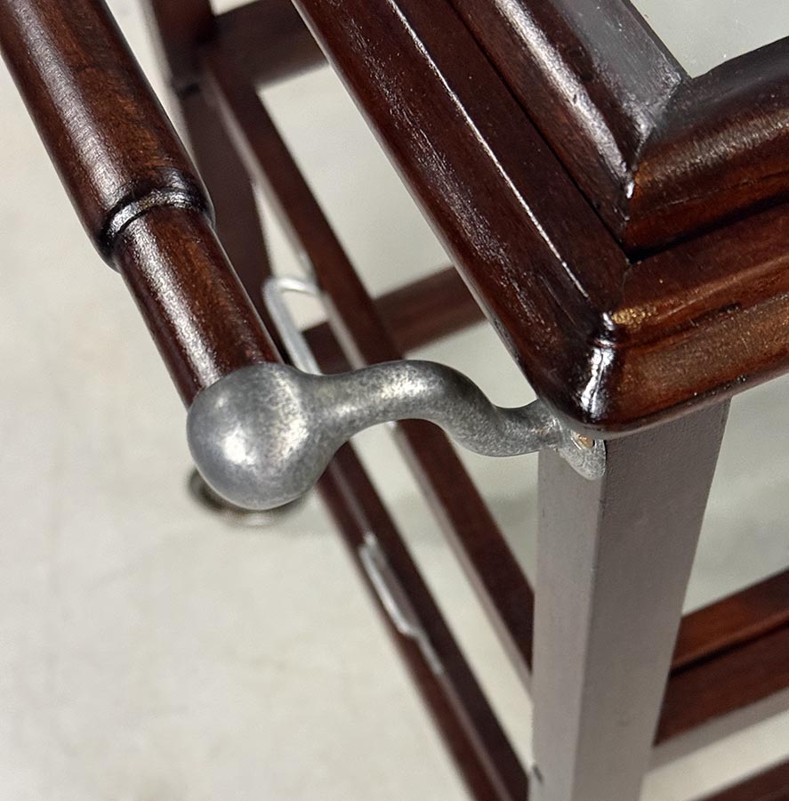 Servírovací stolek -detail5-T 8861