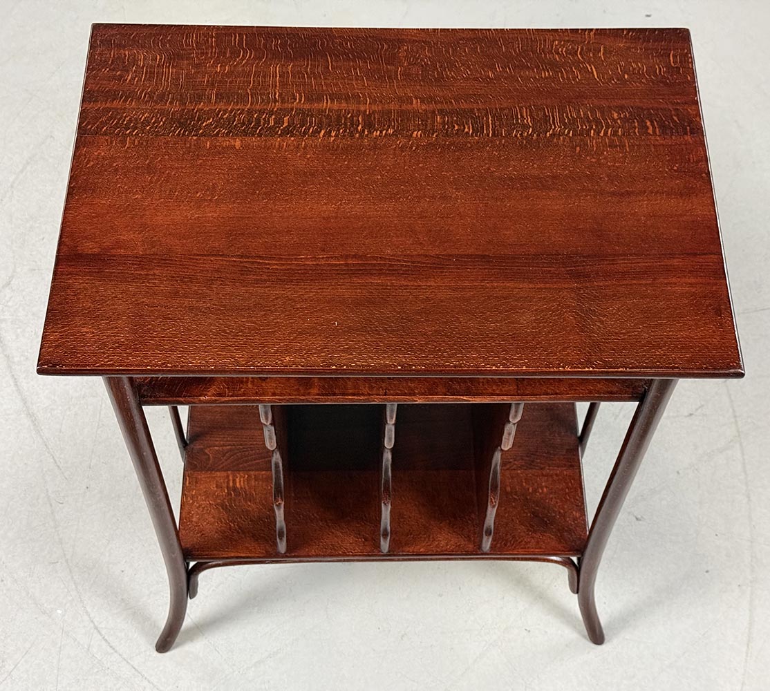 Stolek na gramo desky Thonet -detail3-T 8860