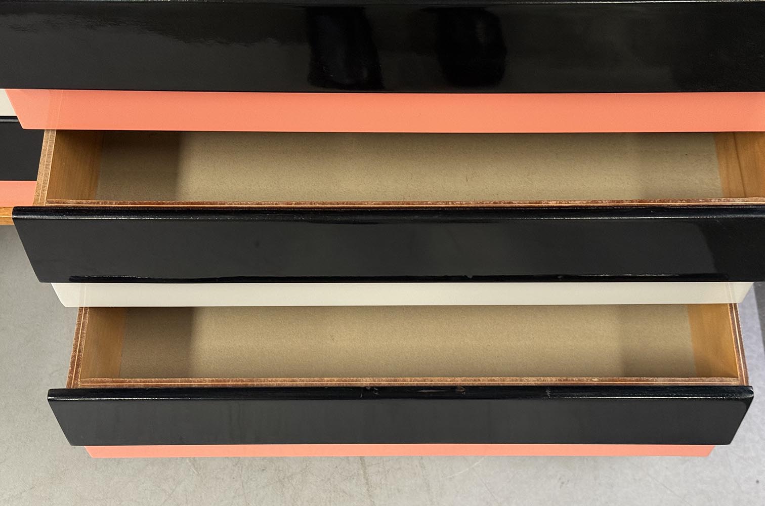 Komoda Jiroutek-detail6- T 6965