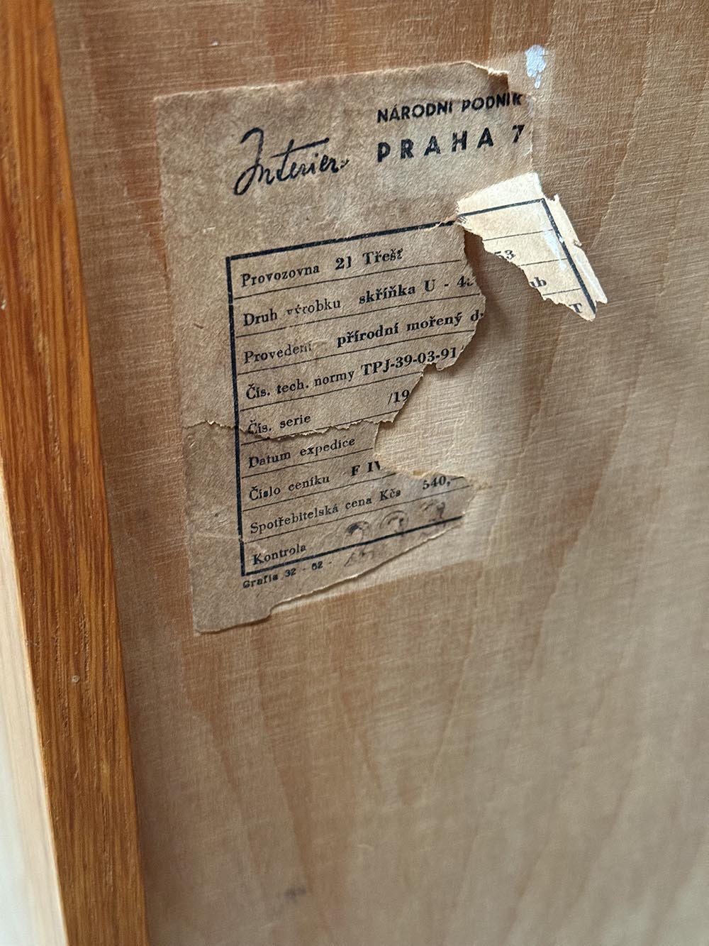 Komoda Jiroutek-detail8- T 6965