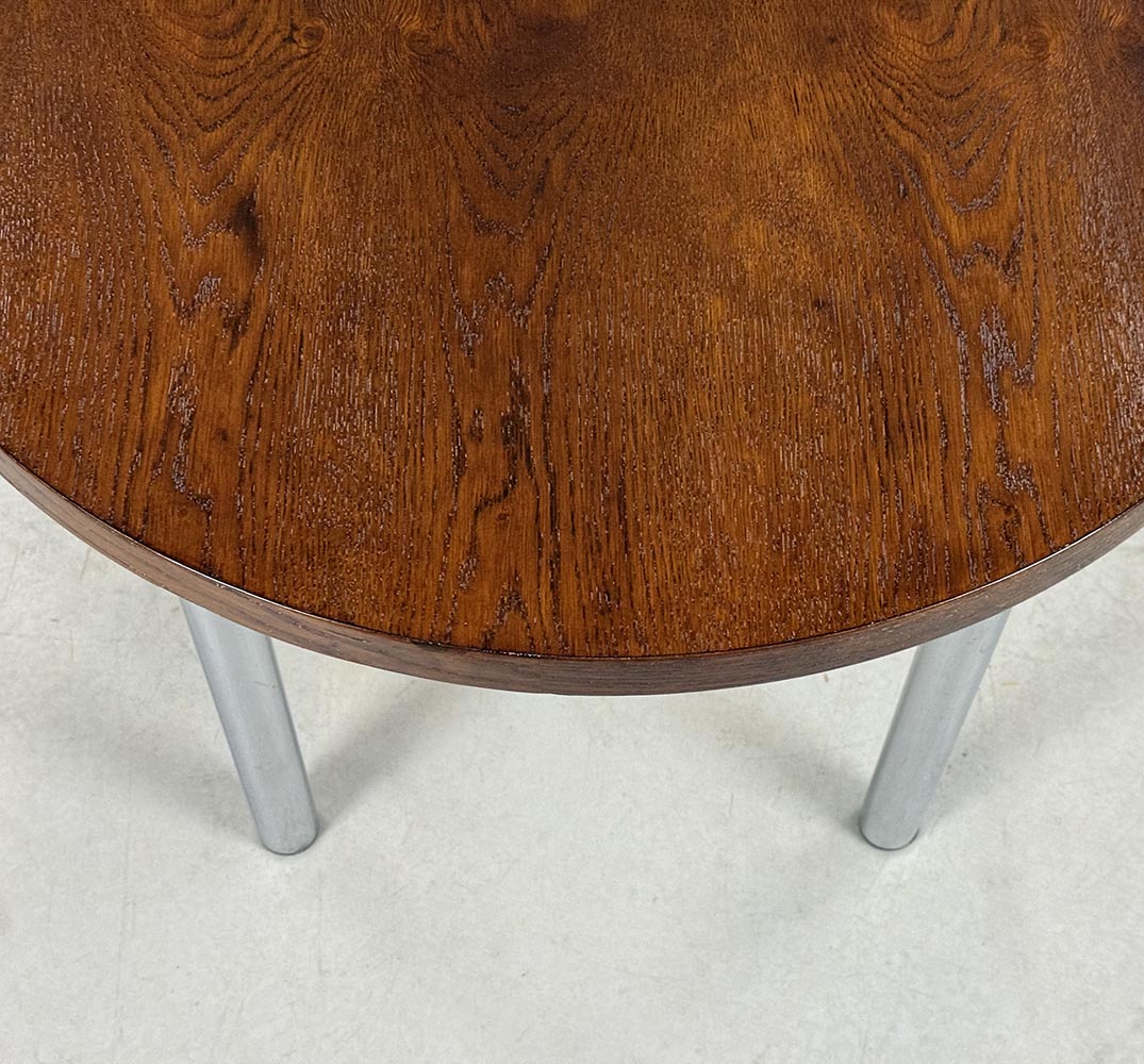 Stolek kulaty-detail3- T 3935