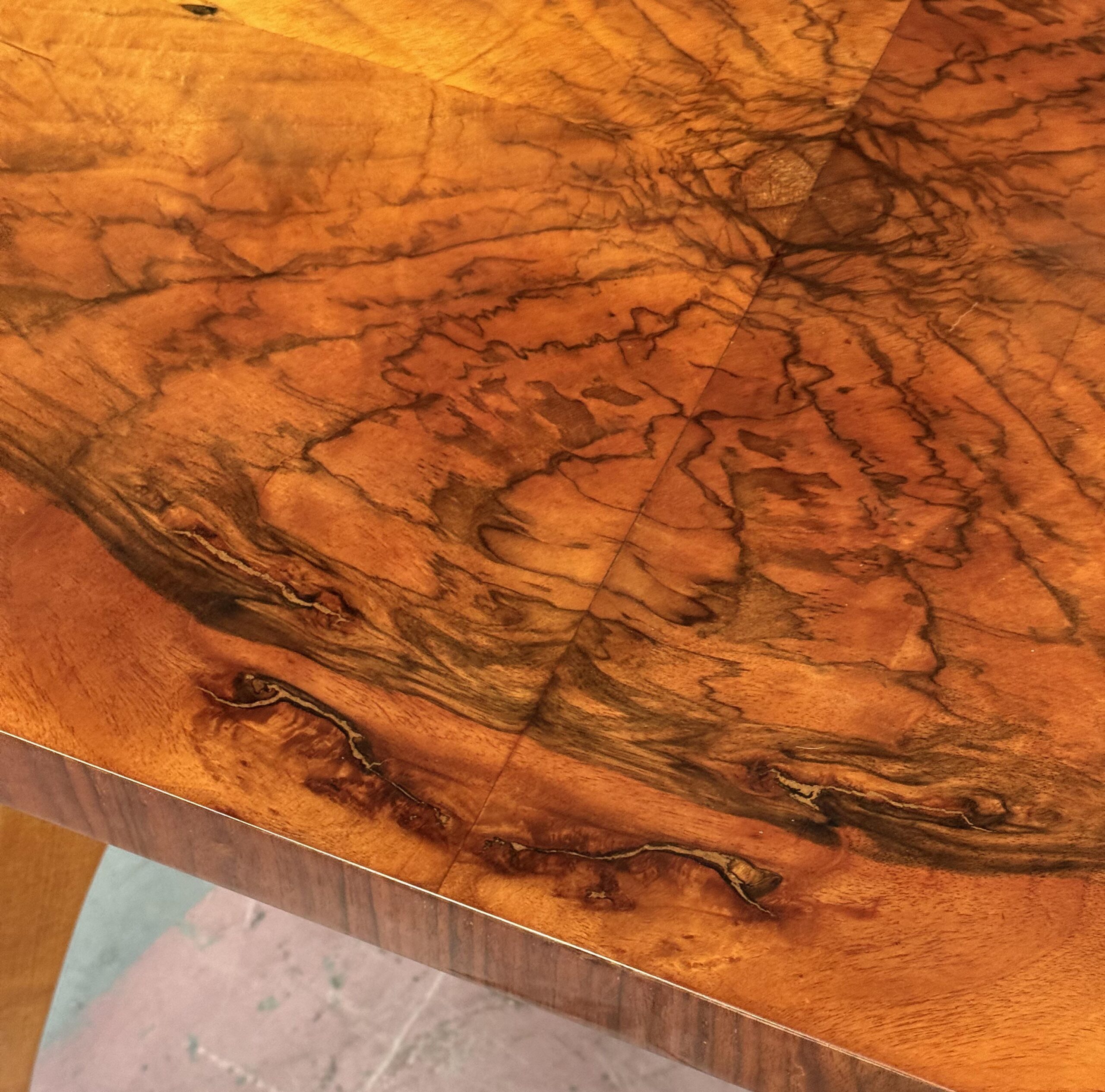 Stolek pavouk-detail3
