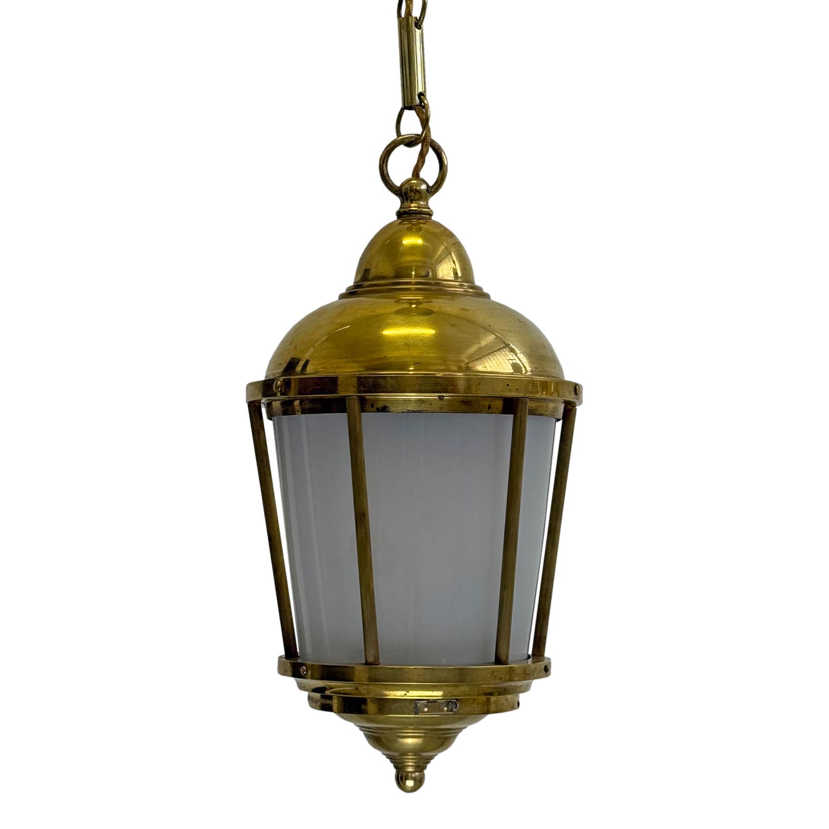 Lustr Lucerna -detail-T 8110