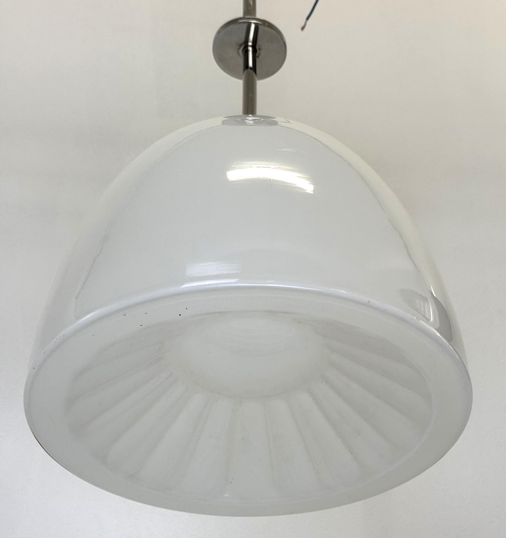 Lustr-detail3- T 2775