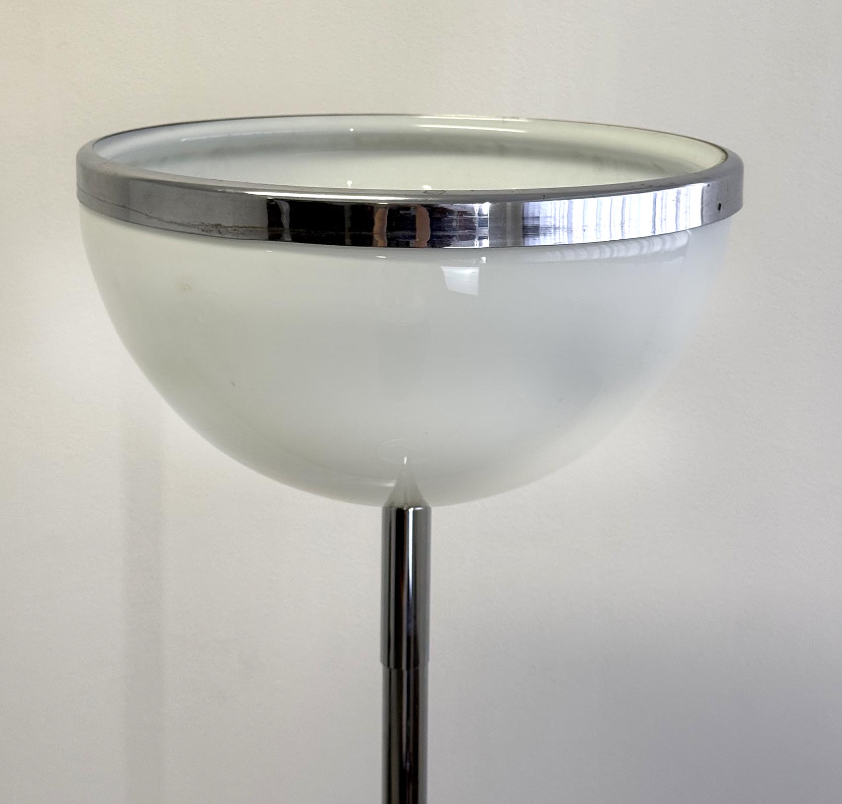 Stojací lampa Bauhaus-detail4